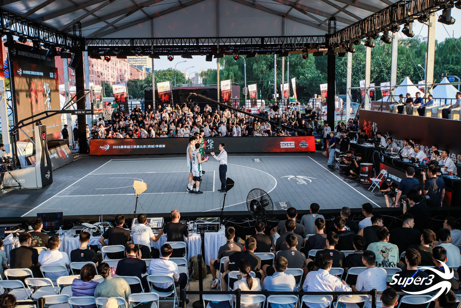 2025赛季超三联赛北京争霸赛揭幕，首战北京控股