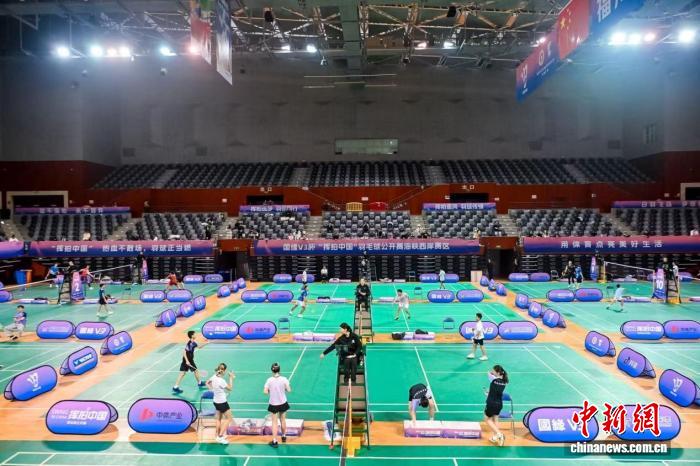 三城联动点燃全民羽毛球热情 福州扬州佛山打造