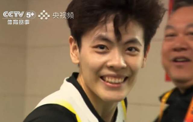 中国女篮力克巴西锁定世界杯席位 罗欣棫杨舒予