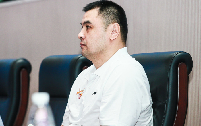 刘玉栋回忆黄金一代“三从一大”训练：苦过累