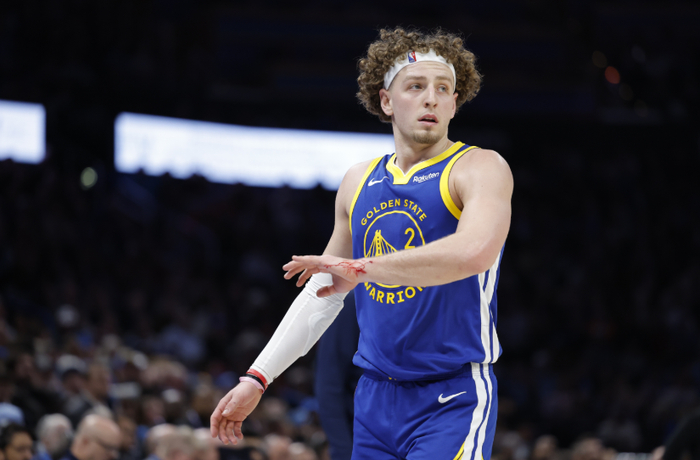 勇士队年轻新星桑托斯崛起成核心，单场31分获科