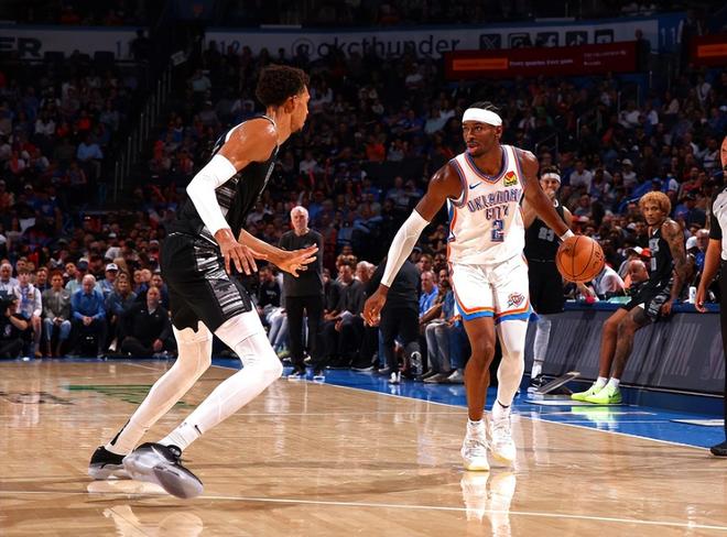 湖人快船惨败雷霆马刺 西部格局生变