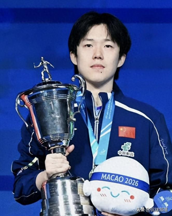 王楚钦夺冠后突赴医院治疗 揭秘职业运动员的伤